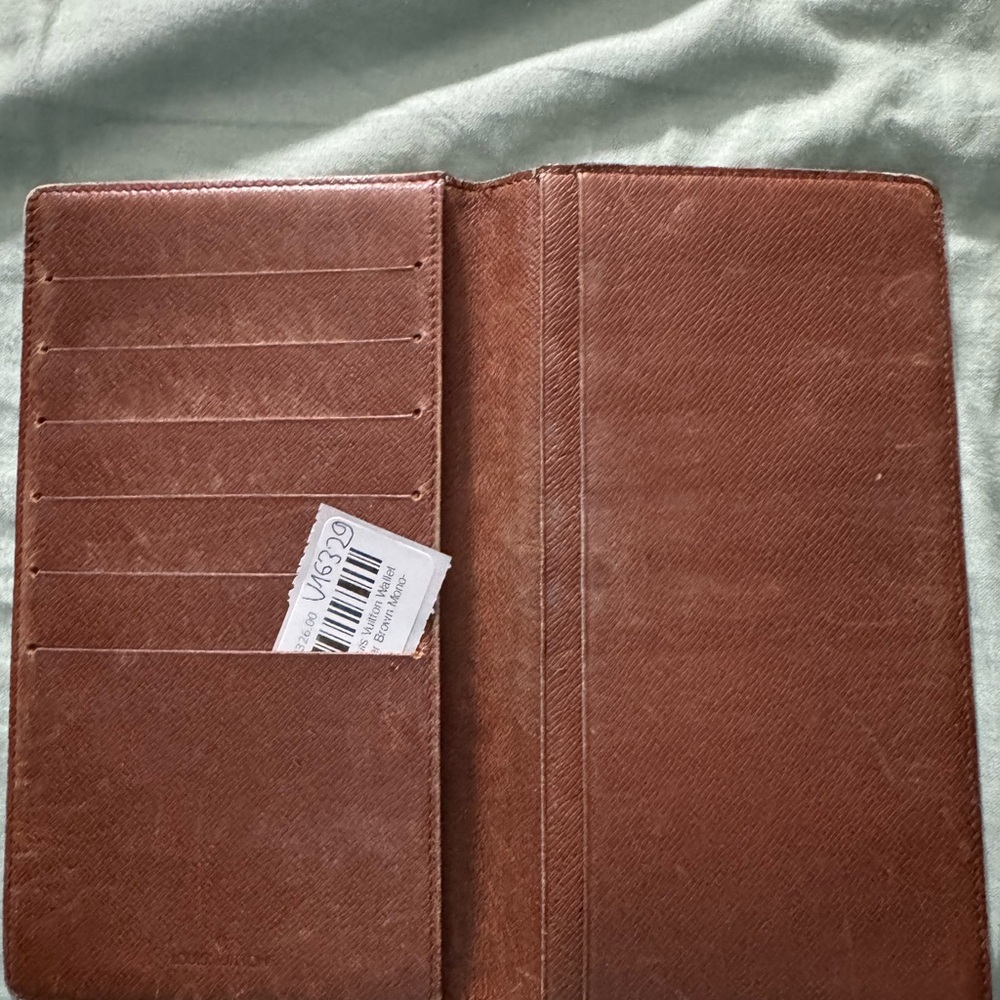 Louis Vuitton Brown Monogram Card Holder - Picture 2 of 5
